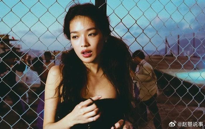 国产三级片在线观看:最新奔驰威霆,国产影视发展与最新奔驰威霆，一次跨界的探索