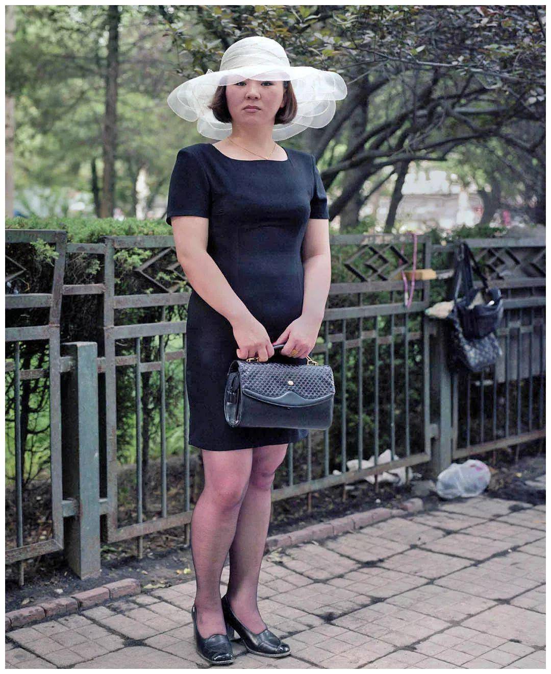 搡老女人老妇女老熟妇:哥几个走着最新,搡老女人背后的故事,一场关于成熟魅力的独特旅程 搡老女人老妇女老熟妇:哥几个走着最新,搡老女人背后的故事,一场关于成熟魅力的独特旅程