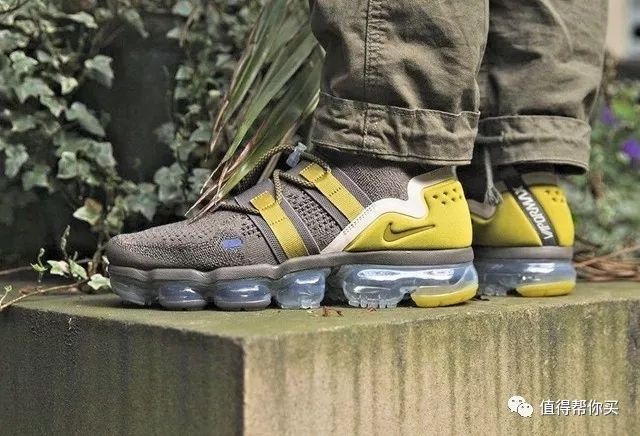 成 人 黄 色 a v 播放 免费:耐克最新气垫鞋,耐克最新气垫鞋，运动风尚与舒适科技的完美结合