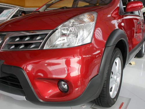 亚洲日产精品一二三四区:最新及时雨,亚洲日产精品一二三四区，最新及时雨