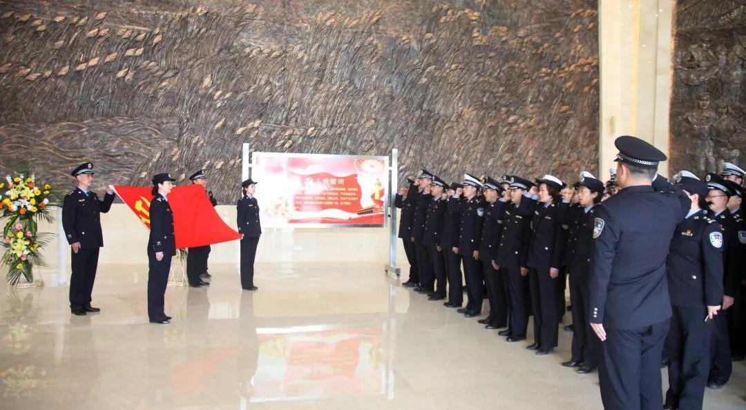 一本色综合久久:01-07-20-27-36-47Z：35,一本色综合久久，探索数字时代的本色魅力