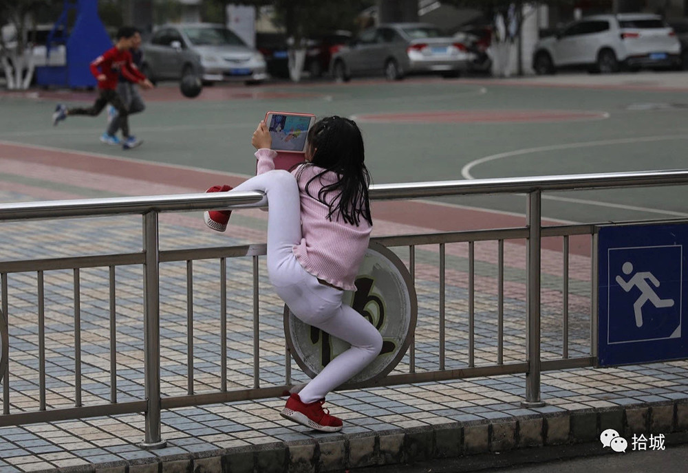 熟女精品视频一区二区三区:05-06-08-27-33-35K：22,熟女精品视频一区二区三区，探索成熟魅力的不同篇章