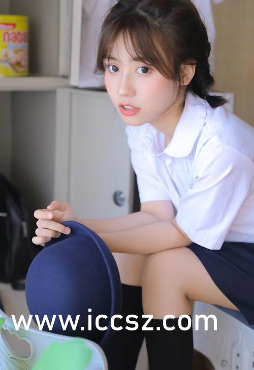 yy1111111少妇影院光屁股:12-13-17-24-27-28J：03,色情内容是不合法的，违反我国相关的法律法规。我们应该遵守法律和道德准则，远离色情内容。如果您有其他有益身心的娱乐需求，可以寻找一些正规的平台或文化活动，例如观看电影、参加体育运动、学习绘画或音乐等。这些活动不仅能够提供娱乐，还能够提升您的技能和素质，丰富您的生活。