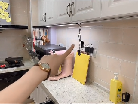 少妇厨房愉情理伦片BD在线观看:03-22-27-34-38-40A：06,探索情感世界，少妇厨房的愉悦与伦理边界