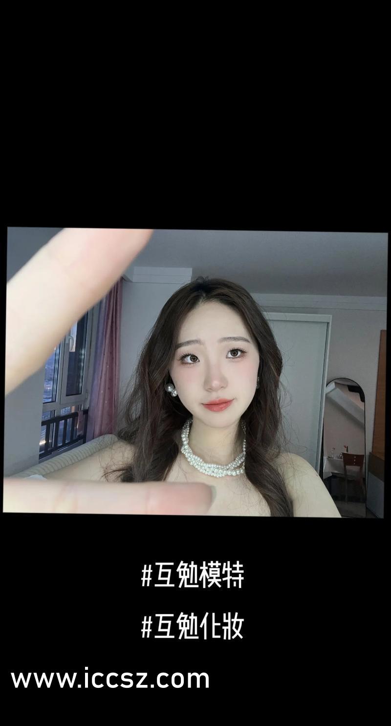 护士小嫩嫩好紧好爽H小说视频:04-12-16-22-24-36C：17,护士小嫩嫩的故事，紧张与愉悦的交织