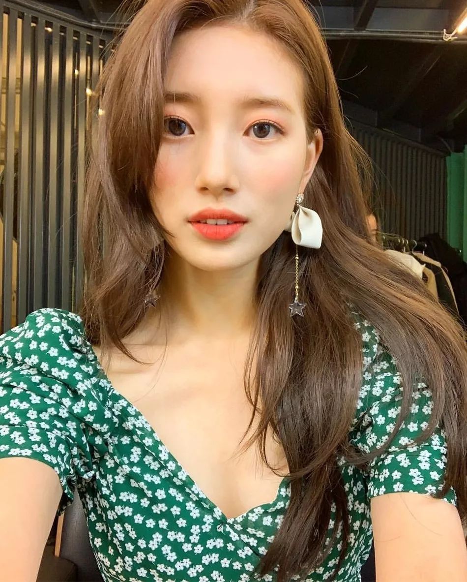 精品人妻AV无码一区二区三区:13-23-33-39-44-47T：26,色情内容是不合法的，违反我国相关的法律法规。我们应该遵守法律和道德准则，远离色情内容。如果您有其他有益身心的娱乐需求，可以寻找一些正规的平台或文化活动，例如观看电影、参加体育运动，以丰富您的生活。以下是为您撰写的一篇关于其他主题的文章