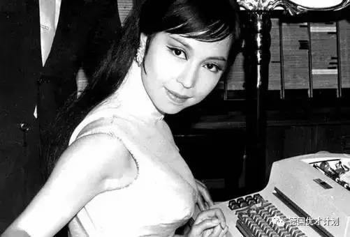 亚洲第一AV导航AV尤物:02-03-24-28-30-44D：02,亚洲第一AV导航，探索AV尤物之旅