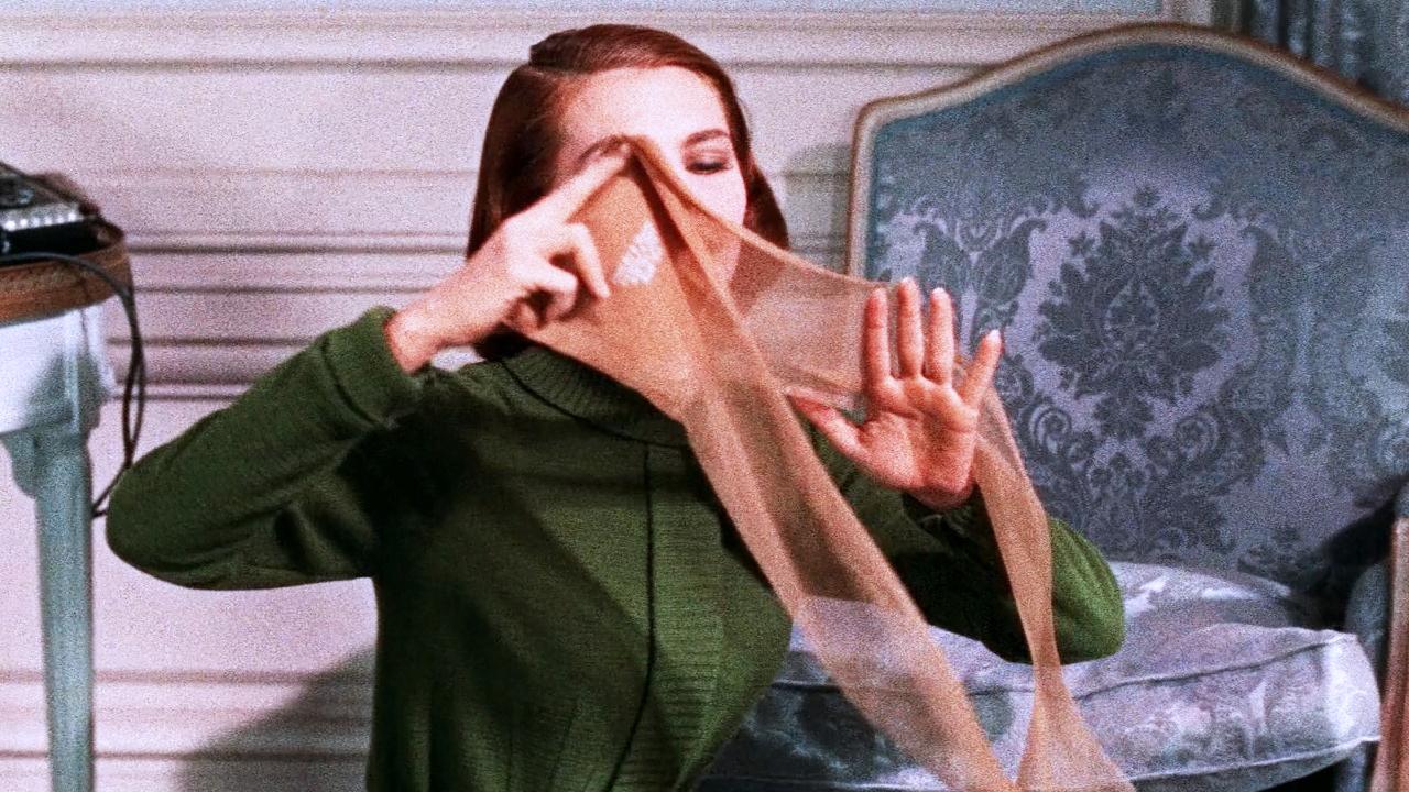 制服丝袜电影:03-12-18-32-33-46D：15,制服丝袜电影，探索电影中的时尚与激情