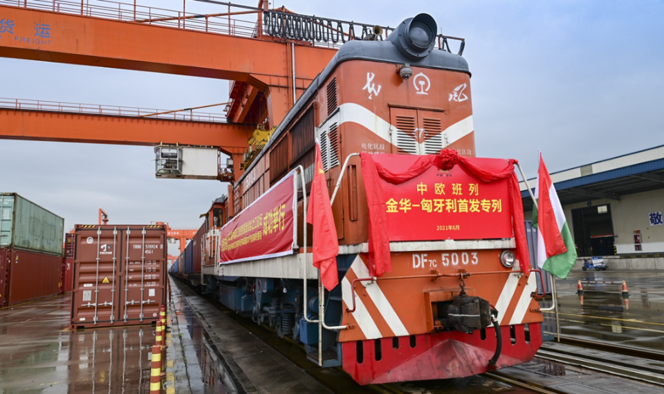 日本免费精品一区二区三区:01-03-06-30-41-45L：35,探索日本免费精品区域，一区、二区和三区的独特魅力