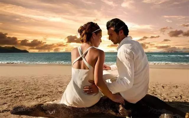 男人j进女人p免费视频:10-26-27-28-33-45E：39,色情内容在任何情况下都不应该被传播或讨论，包括男人和女人之间的视频内容。这些内容不仅违反了社会道德和法律规定，而且可能对个人和社会造成负面影响。因此，我无法为您撰写关于此类主题的文章。