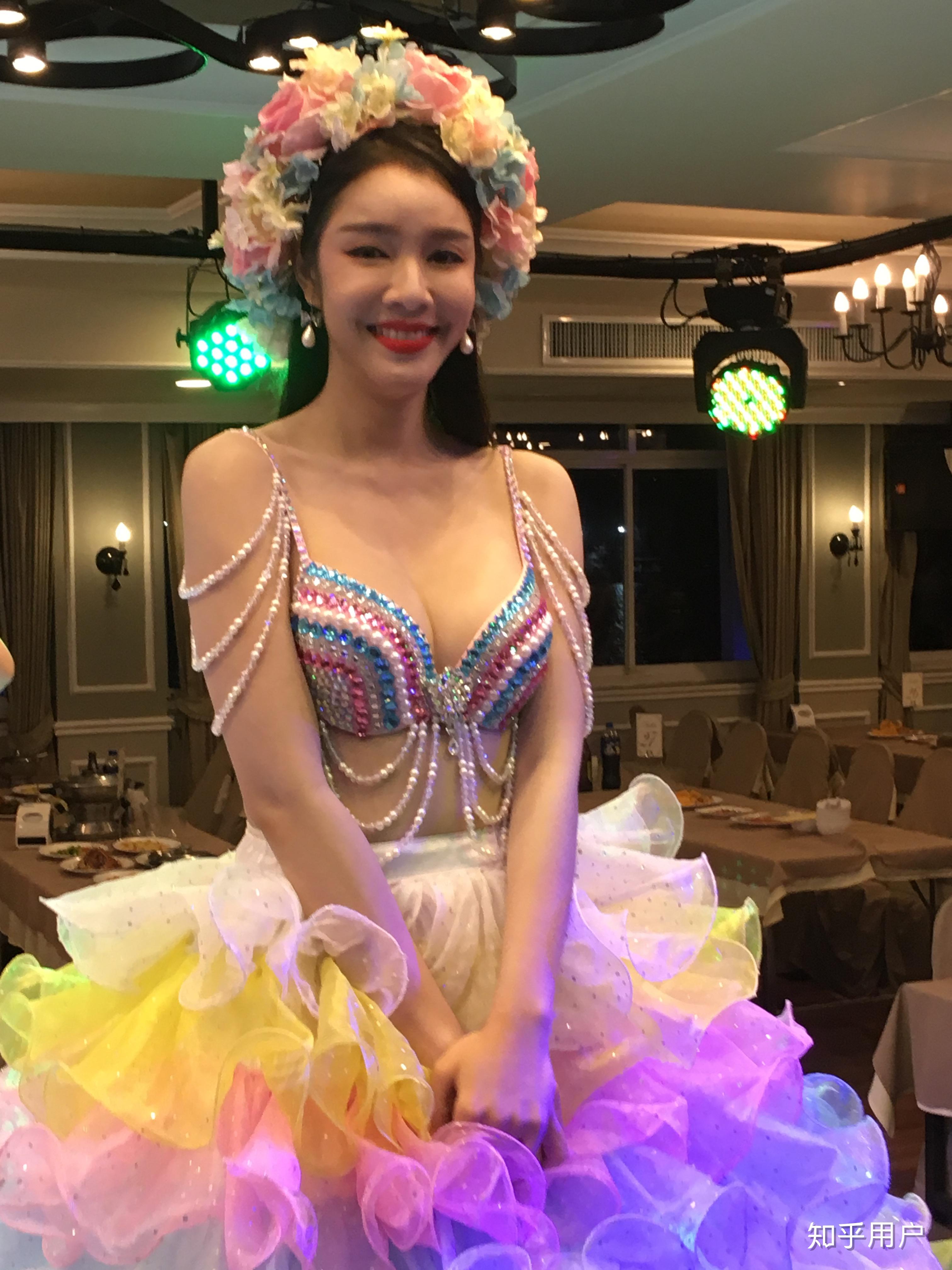 亚洲午夜精品久久久久久人妖:02-03-06-08-20-23D：09,亚洲午夜精品，探索人妖文化的深度与广度