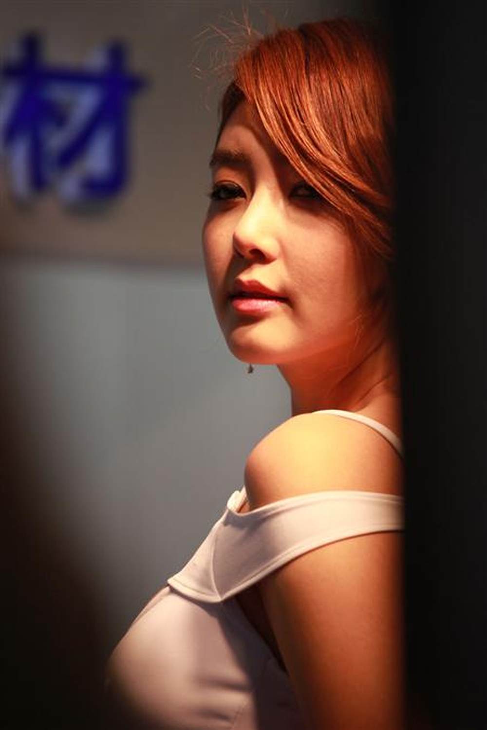 亚洲熟女综合色一区二区三区:03-13-20-26-39-43C：03,亚洲熟女色彩之谜，一区、二区、三区的魅力探索