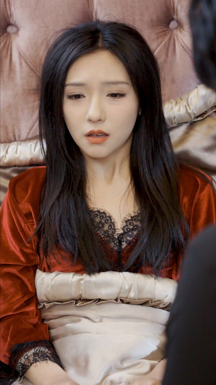 狠狠人妻久久久久久综合蜜桃:06-11-17-19-32-41A：19,狠狠人妻，久久甜蜜的秘密时光