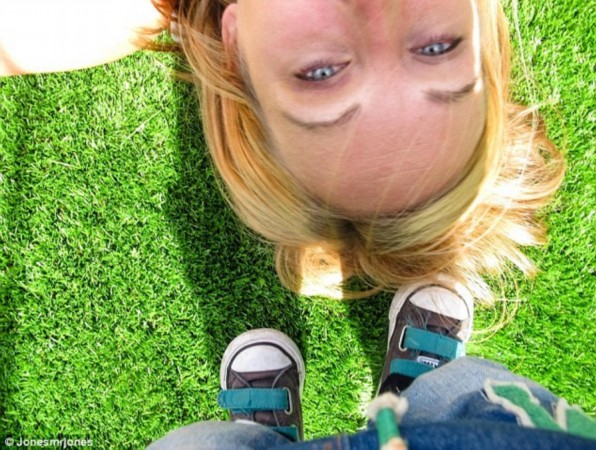 欧美精品偷自拍另类在线观看:02-06-23-32-36-37D：20,欧美精品偷自拍另类在线观看，探索独特视角下的私密影像艺术