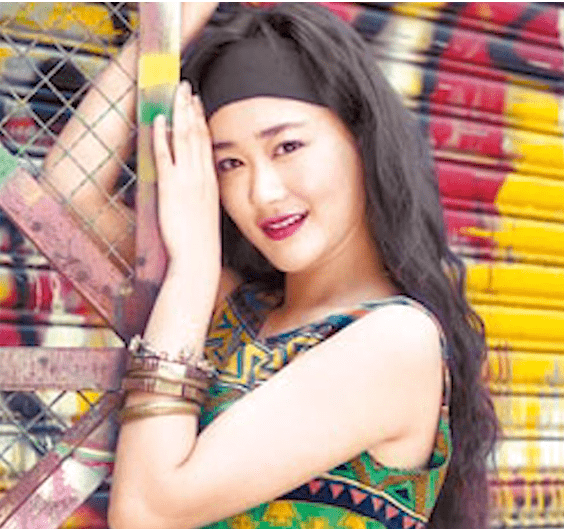 亚洲影院丰满少妇中文字幕无码:12-18-24-30-31-45B：41,亚洲影院丰满少妇中文字幕无码，探索电影背后的故事与人物魅力