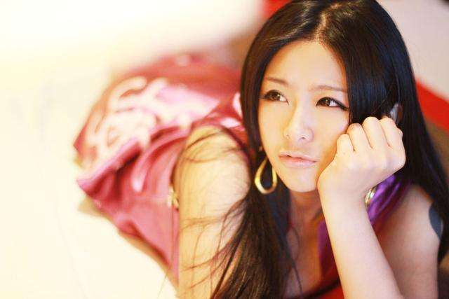 亚洲国产成人精品无码区花野真一:03-12-15-20-35-43R：03,探索亚洲国产成人精品的无码区——花野真一的独特魅力（03-12-15-20-35-43R）