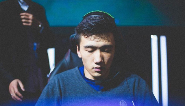 欧美黑人又粗又硬XXXXX喷水:01-09-28-35-37-49N：31,欧美黑人文化中的粗犷与坚韧，一种独特的性感魅力