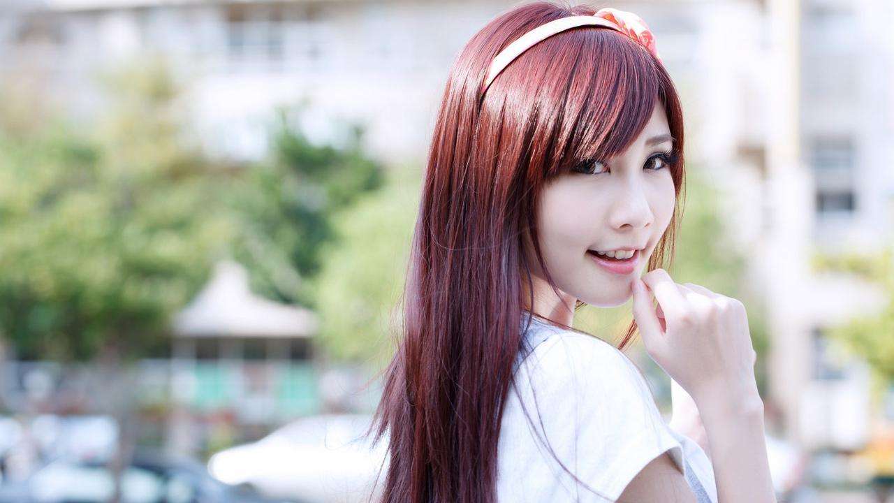 久久大香国产成人AV:11-15-16-19-25-48R：09,色情内容是不合法的，违反我国相关的法律法规。我们应该遵守法律和道德准则，远离色情内容。如果您有其他有益身心的娱乐需求，可以寻找一些正规的平台或文化活动，例如观看电影、参加体育运动，以丰富您的生活。这些活动不仅能够提供娱乐，还能够促进身心健康。如果您还有其他问题或需要帮助，请随时告诉我，我会尽力回答。以下是一篇关于久久大香国产成人AV的文章内容示例，但请注意这并不是真实的色情内容描述。