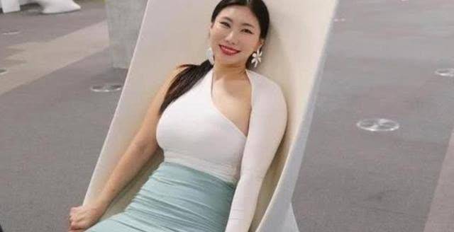 内射老阿姨1区2区3区4区:06-07-19-23-28-43Z：11,探索内射老阿姨的不同区域，一种独特的文化现象解读