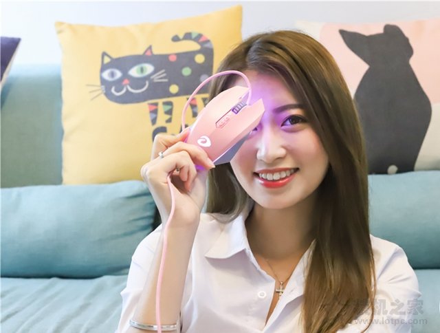 AV边做边流奶水无码免费:02-10-13-14-21-43F：34,AV边做边流奶水无码免费，探索成人娱乐内容的边界与挑战