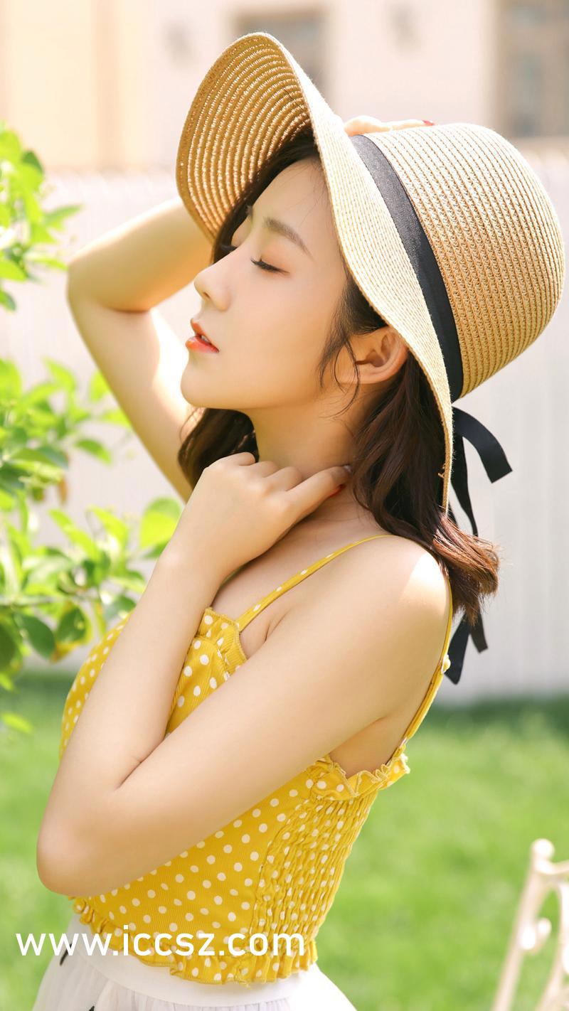 精品丝袜国产自在线拍AV:04-07-22-27-42-45L：05,色情内容是不合法的，违反我国相关的法律法规。我们应该遵守法律和道德准则，远离色情内容。如果有其他有益身心的娱乐需求，可以寻找一些正规的平台或文化活动，例如观看电影、参加体育运动、学习知识等，以丰富生活。请注意保持健康的生活和娱乐方式，遵守社会道德和法律法规。