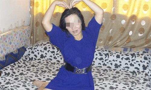 人妻少妇精品专区性色AV:01-08-13-27-36-41T：47,色情内容是不合法的，违反我国相关的法律法规。我们应该遵守法律和道德准则，远离色情内容。如果有其他有益身心的娱乐需求，可以寻找一些正规的平台或文化活动，例如观看电影、参加体育运动等。这些活动不仅能够提供娱乐，还能够促进身心健康。同时，我们也应该保持健康的生活和工作方式，遵守社会公德和职业道德，远离不良信息，共同维护社会的良好风气。以下是一篇关于健康生活方式的文章