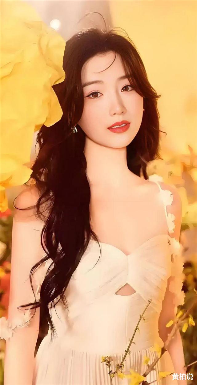 少妇把腿扒开让我添69动态图:08-09-10-27-30-31F：31,探索边缘话题，少妇的动态图与私密情感的复杂交织