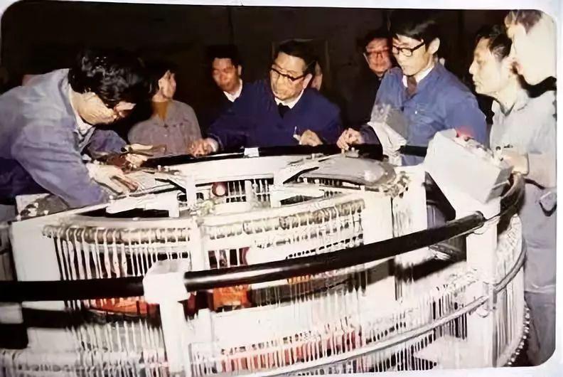 国产精品一线二线三线精华液:04-12-29-33-39-45K：08,探究国产一线二线三线精华液，品质与价值的深度对话（关键词，国产精品，精华液，04-12-29-33-39-45K，08）