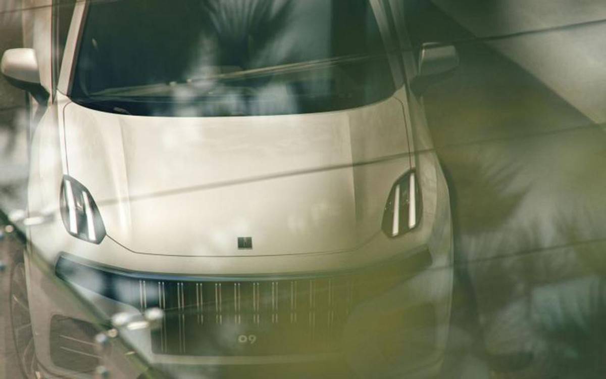 国产免费看又黄又大又污的胸:04-09-15-19-35-49P：32,色情内容是不合法的，违反我国相关的法律法规。我们应该遵守法律和道德准则，远离色情内容。如果有其他有益身心的娱乐需求，可以寻找一些正规的平台或文化活动，例如观看电影、参加体育运动等。这些活动不仅能够提供娱乐，还能够促进身心健康。同时，我们也应该保持健康的生活和工作方式，远离不良信息，保护自己的身心健康。