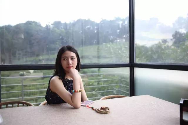 国内精品美女A∨在线播放:09-32-36-40-42-47L：30,探索国内精品美女A∨，在线播放的魅力与多样性