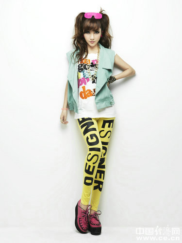 欧美日韩国产码综合二区:01-06-33-34-46-48W：14,欧美日韩国产码综合二区，时尚潮流与多元文化的交融