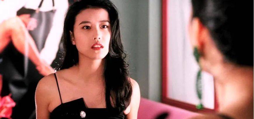 无套内谢少妇毛片免费看:04-06-19-30-34-49V：41,色情内容是不合法的，违反我国相关的法律法规。我们应该遵守法律和道德准则，远离色情内容。如果有其他有益身心的娱乐需求，可以寻找一些正规的平台或文化活动，例如观看电影、参加体育运动、学习知识等，以丰富您的生活。