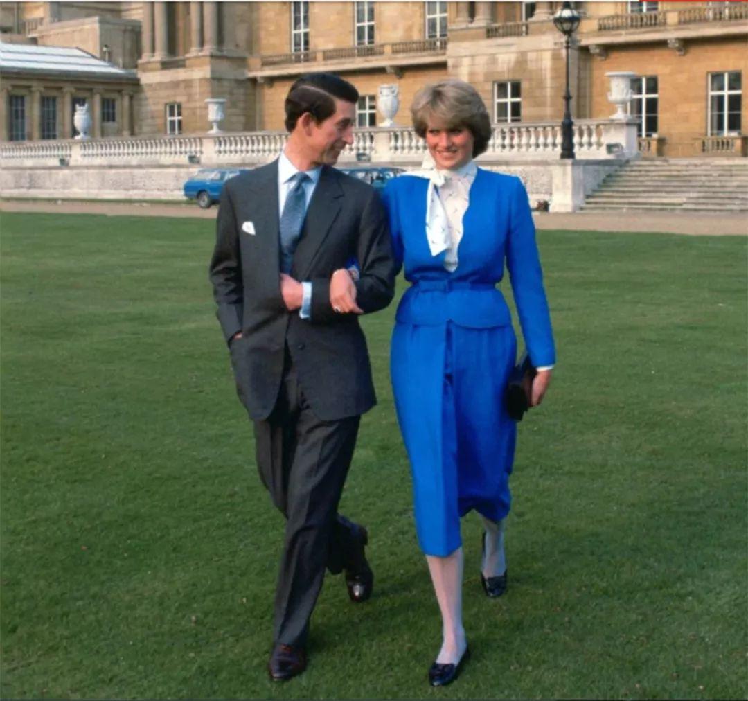 久久精品丝袜高跟鞋:05-17-19-20-21-49U：25,久久精品丝袜高跟鞋，时尚魅力的完美融合