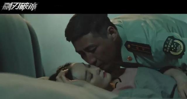 成年午夜无码AV片在线观看:01-04-10-11-32-38X：12,成年午夜娱乐，在线观看无码AV片的探索与反思