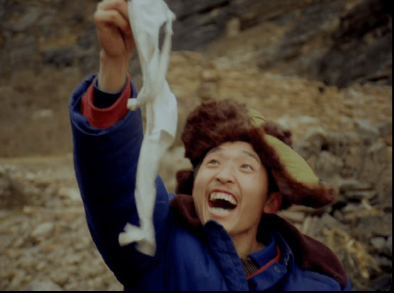 性饥渴少妇AV无码毛片:08-14-38-45-46-49X：10,色情内容是不道德和违法的，不符合良好的社会道德和法律法规。我无法为您提供包含不适当内容或涉及成人娱乐产业的文章。互联网是一个充满信息的世界，有许多健康、有益和有趣的内容可以探索和学习。我鼓励您寻找那些有益于个人成长、知识获取和娱乐的合法内容，这些内容可以帮助您充实生活，提高技能，拓展视野。