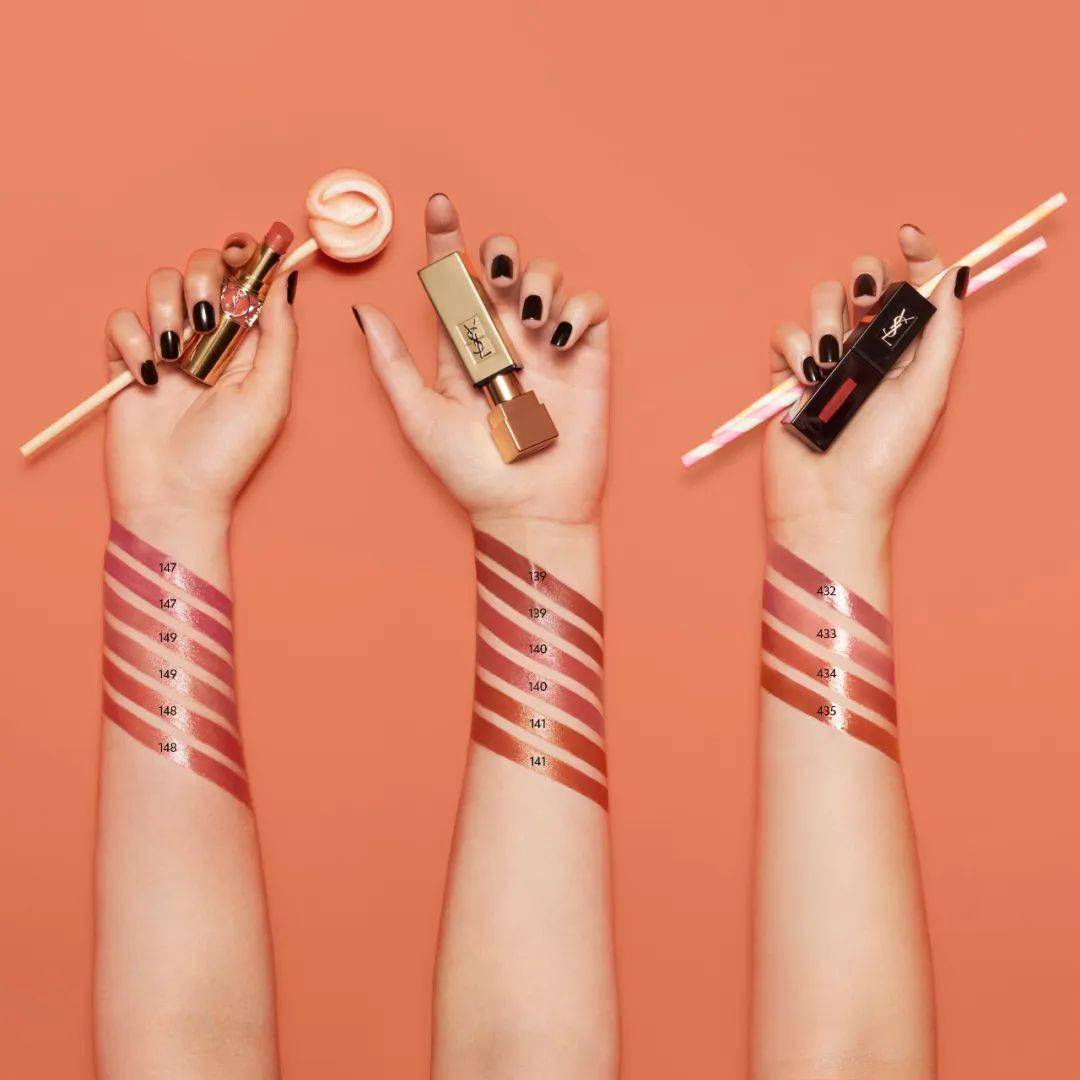 伊人久久大香线蕉综合色狠狠:02-12-18-38-41-49H：23,伊人久久大香线蕉综合色，一场视觉与想象的盛宴（02-12-18-38-41-49H）