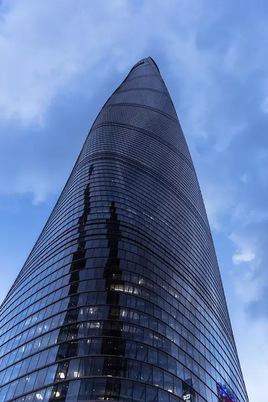 99久久精品国产一区二区三区:02-05-08-12-24-36K：32,探索中国影视产业的新疆界，国产影视的精品之旅