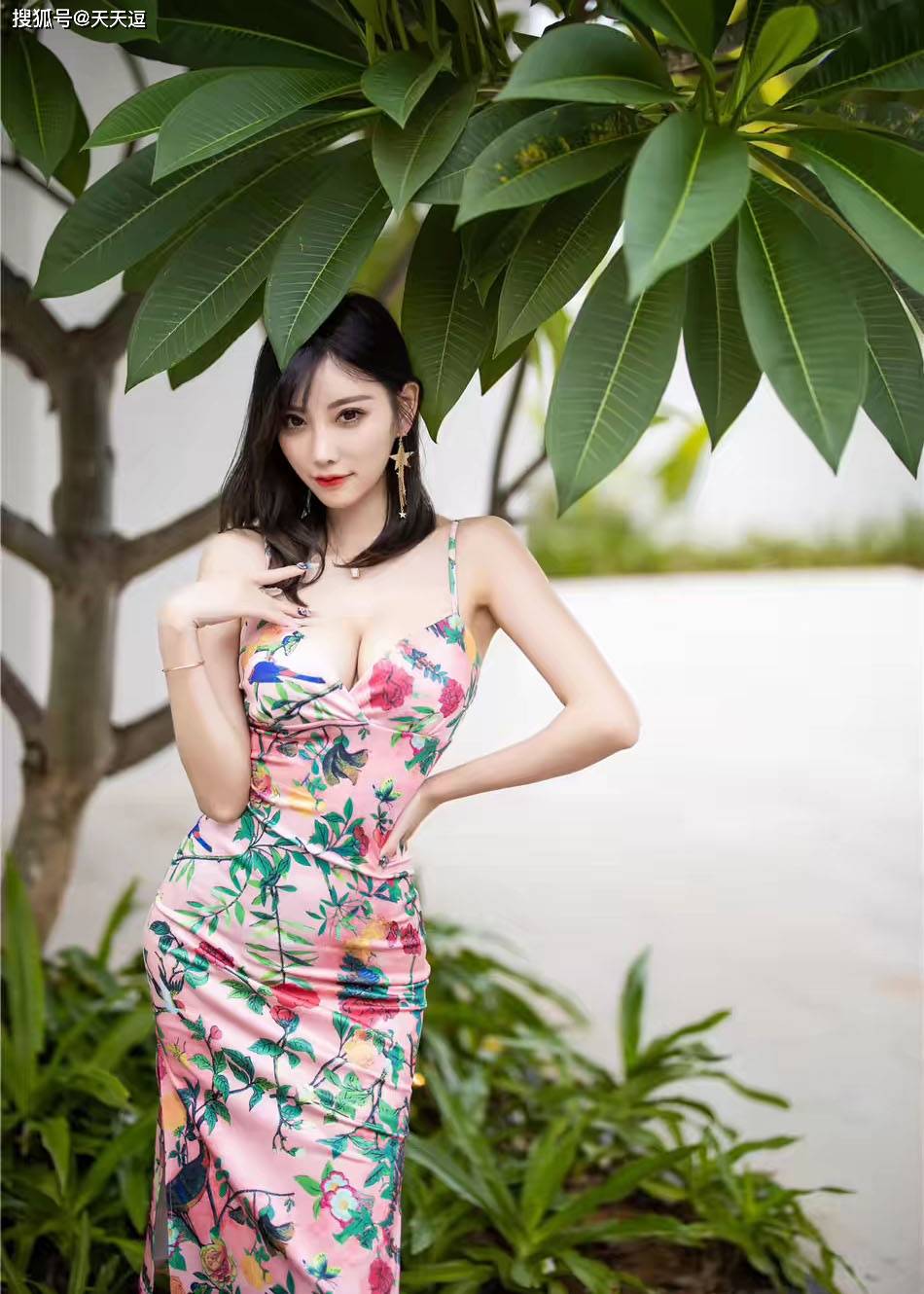 熟女精品视频一区二区三区:04-12-16-22-32-41P：42,熟女精品视频一区二区三区，深度探索与赏析（文章虚构）