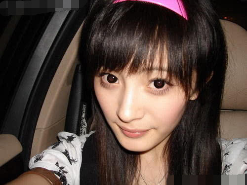 亚洲欧美综合区自拍另类:05-16-23-26-30-38V：47,亚洲欧美综合区自拍另类，探索多元文化中的自我表达与身份认同