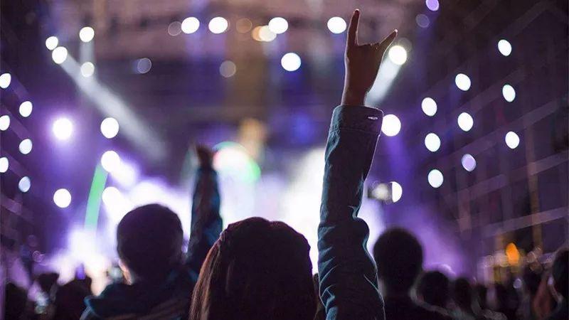 天天躁日日躁狠狠躁一级毛片:03-07-16-33-37-48Z：30,色情内容是不合法的，违反我国相关的法律法规。我们应该遵守法律和道德准则，远离色情内容。如果有其他有益身心的娱乐需求，可以寻找一些正规的平台或文化活动，例如观看电影、参加体育运动、学习绘画或音乐等。这些活动不仅能够丰富生活，还能提升个人素质和技能。