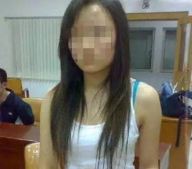 免费女人裸体视频无遮挡免费网站:08-13-18-41-45-46M：11,关于免费女人裸体视频无遮挡免费网站的探讨（警惕网络风险，远离不良内容）