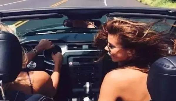 老熟女高潮喷了一地:02-06-23-32-36-37D：20,老熟女高潮喷了一地的独特体验，深度探索女性情感与性爱奥秘