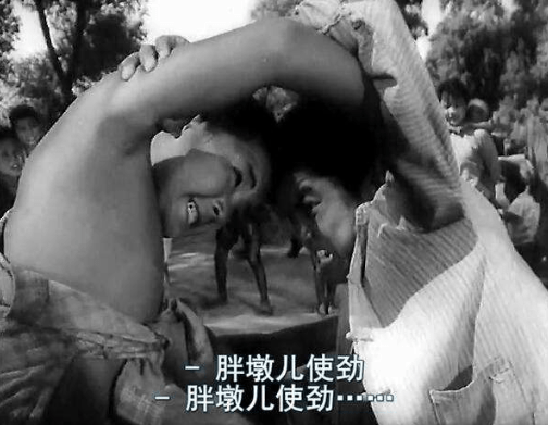 无码人妻少妇色欲AV一区二区:04-08-20-21-30-49U：44,色情内容是不合法的，违反我国相关的法律法规。我们应该遵守法律和道德准则，远离色情内容。如果您有其他有益身心的娱乐需求，可以寻找一些正规的平台或文化活动，例如观看电影、参加体育运动，以丰富您的生活。