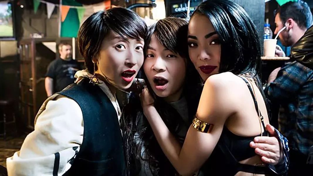 av无码中文字幕不卡一区二区三区:10-17-18-19-38-41V：22,AV无码中文字幕不卡一区二区三区，深度探索影音体验的新境界（2023年探索版）