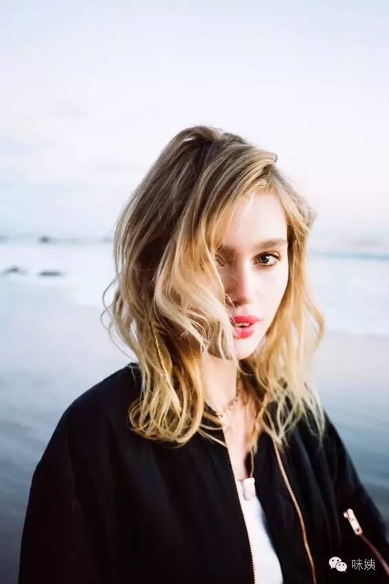 欧美人与动牲交A欧美精品:08-30-35-38-39-41M:40,欧美人与动物交流的艺术,欧美精品探索(深度解析) 欧美人与动牲交A欧美精品:08-30-35-38-39-41M:40,欧美人与动物交流的艺术,欧美精品探索(深度解析)