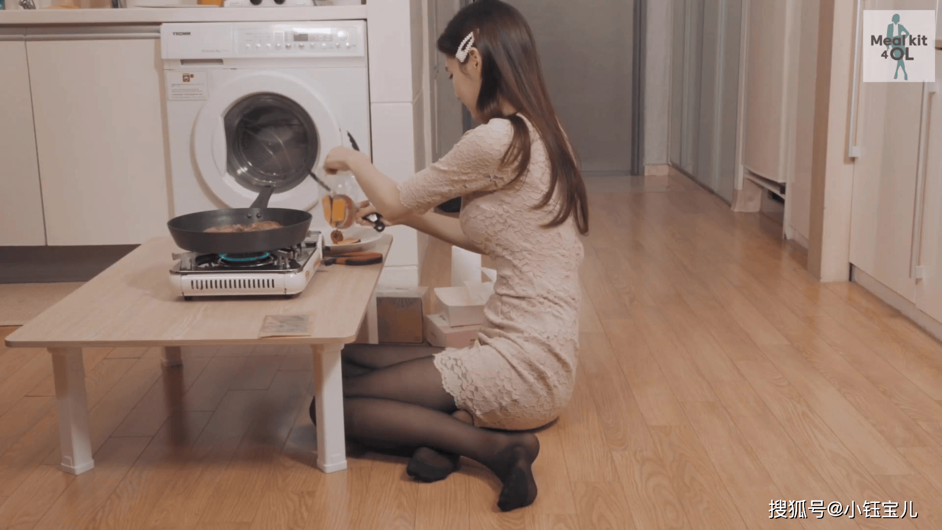 精品国产肉丝袜久久:04-14-24-33-41-43K：11,精品国产肉丝袜，探索时尚与品质的完美融合（04-14-24-33-41-43K）