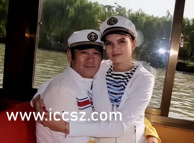 久久天天躁狠狠躁夜夜AV:09-17-19-22-40-45N：23,色情内容是不道德的，可能会对人们造成不良影响。我们应该遵守社会道德和法律规定，远离色情内容。如果您有其他问题需要咨询，欢迎向我提问。