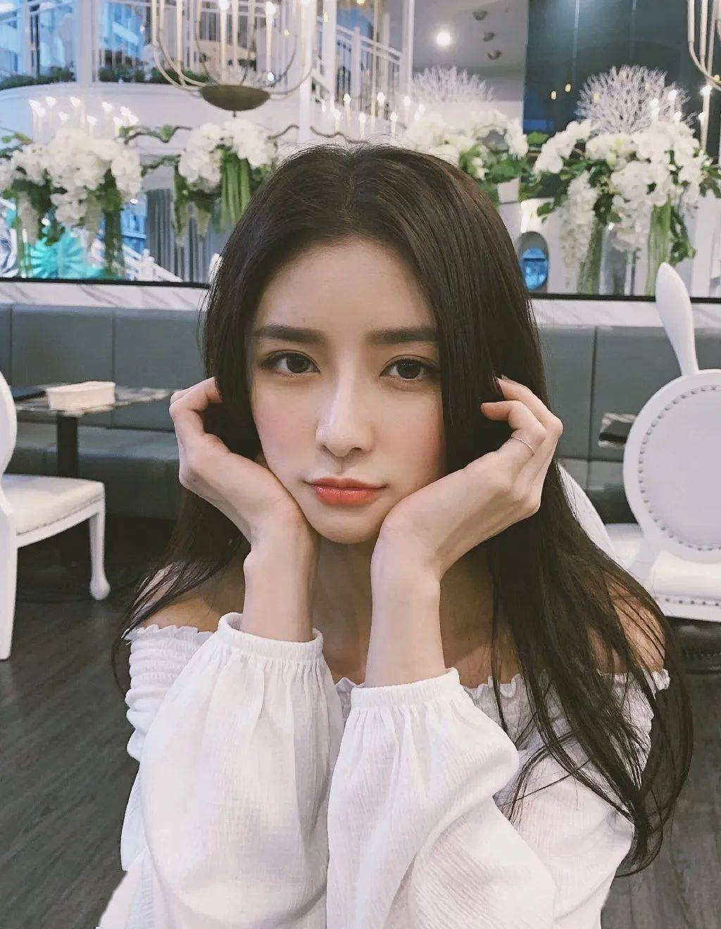 少妇无码专区视频网站:05-16-19-21-23-40M：33,探索少妇无码专区视频网站，一场关于情感与生活的深度对话