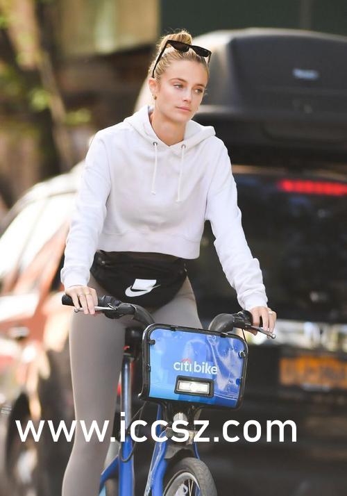 亚洲处破女av日韩精品:05-11-21-41-42-45A：01,亚洲处破女AV日韩精品的探索与赏析（关键词详解）