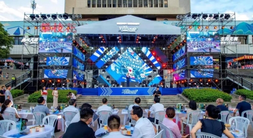 人人添人人妻人人爽夜欢视AV:06-13-25-34-44-46F：35,色情内容是不合法的，违反我国相关的法律法规。我们应该遵守法律和道德准则，远离色情内容。如果有其他有益身心的娱乐需求，可以寻找一些正规的平台或文化活动，例如观看电影、参加体育运动等。这些活动不仅能够提供娱乐，还能够促进身心健康。